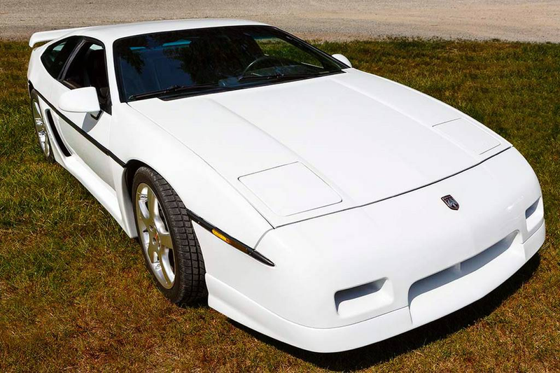 Illustration for article titled At $18,000, Could This Custom Chopped 1987 Pontiac Fiero V8 Lower The Boom?